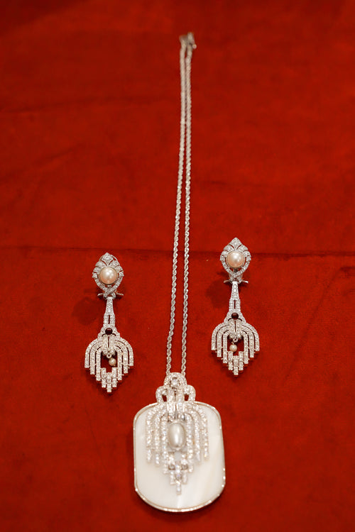 Art Deco Pearl Pendant Set