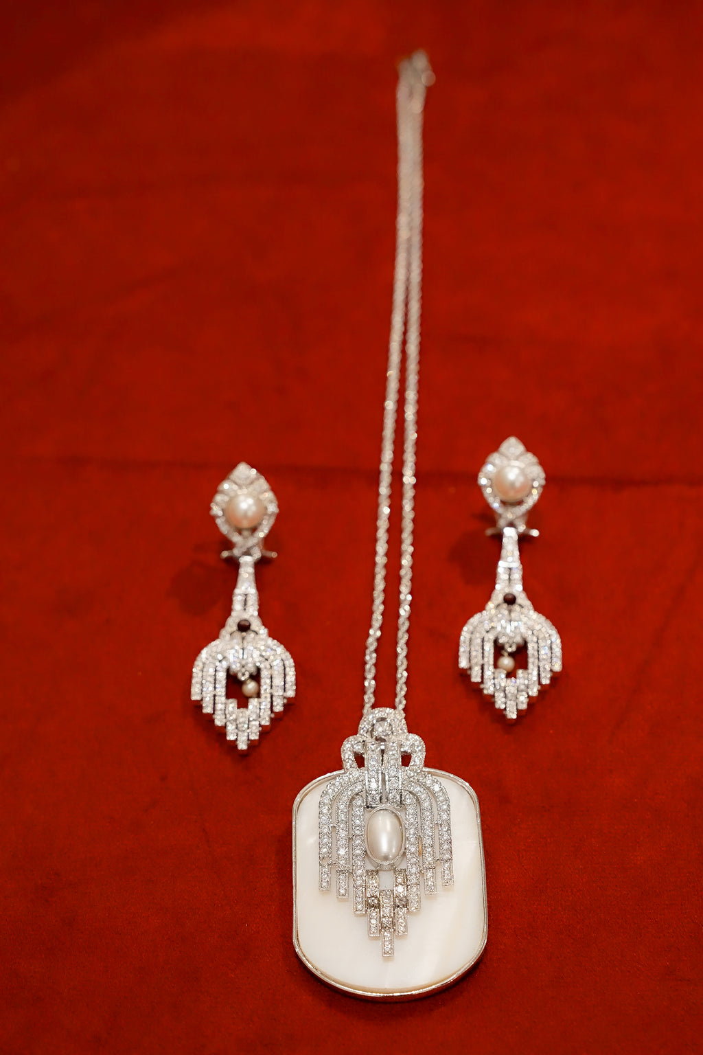 Art Deco Pearl Pendant Set