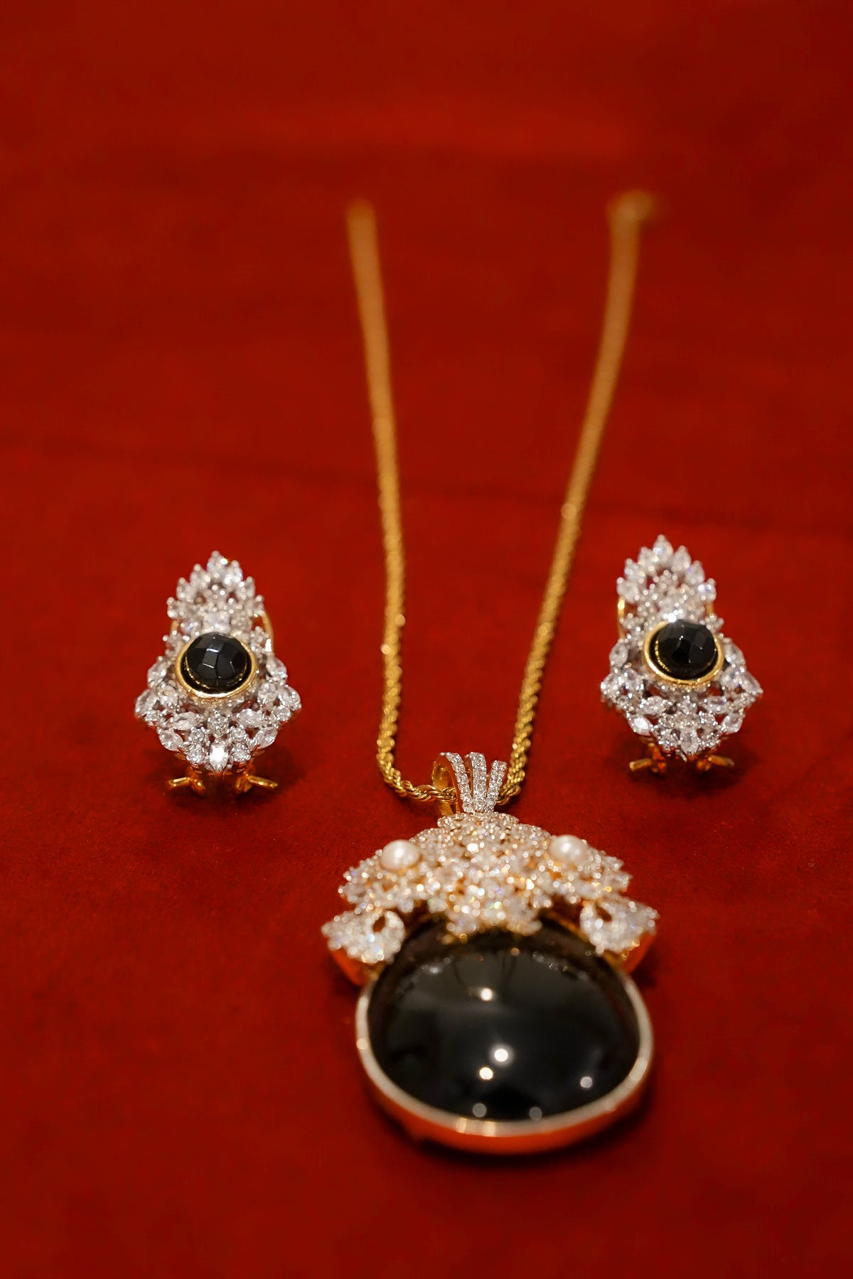 Midnight Onyx Pendant Set