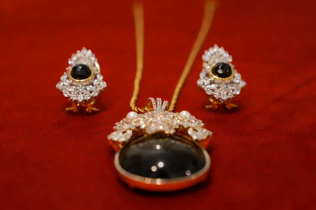 Midnight Onyx Pendant Set