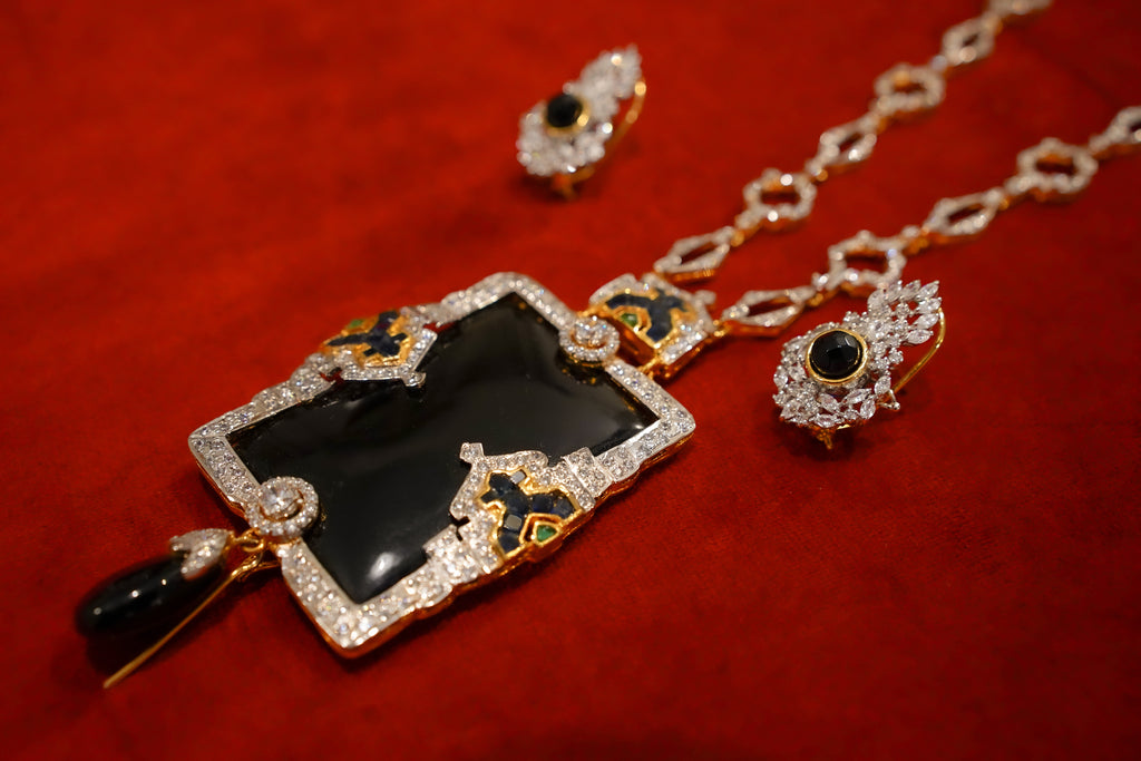 Royal Onyx Pendant Set