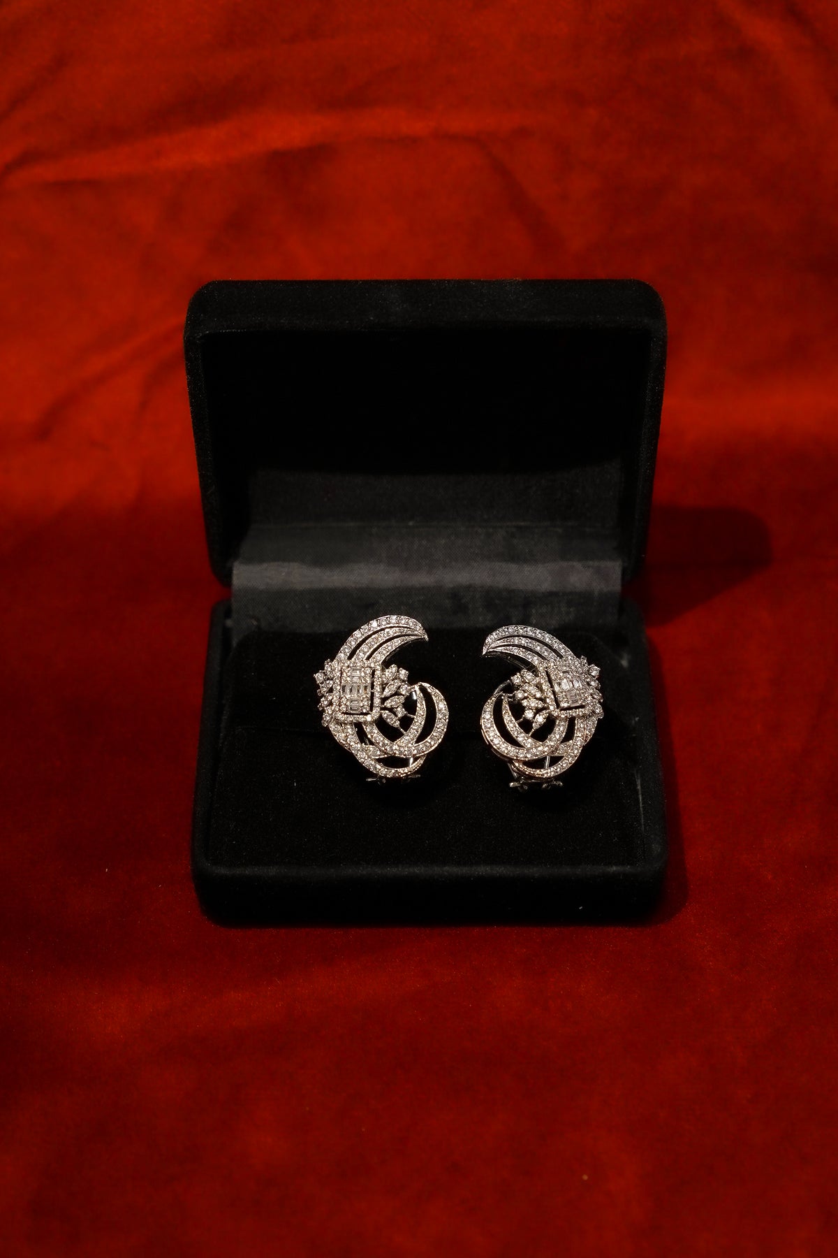 Swirl Diamond Tops