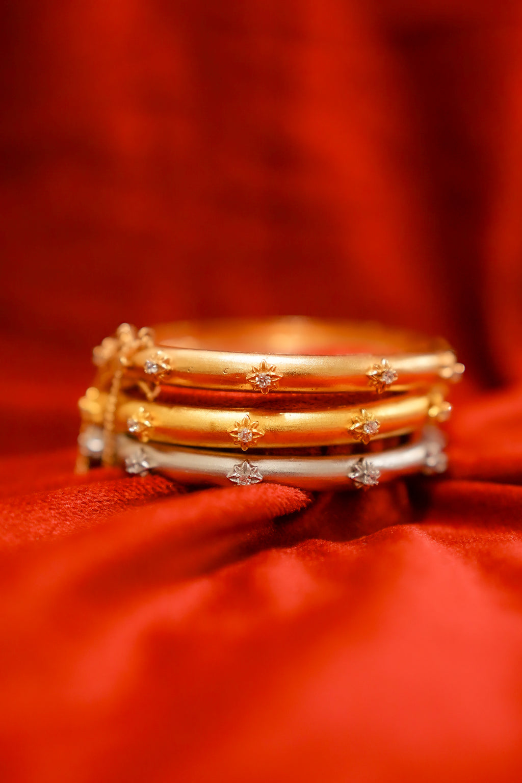 Tricolor Starburst Bangle Set