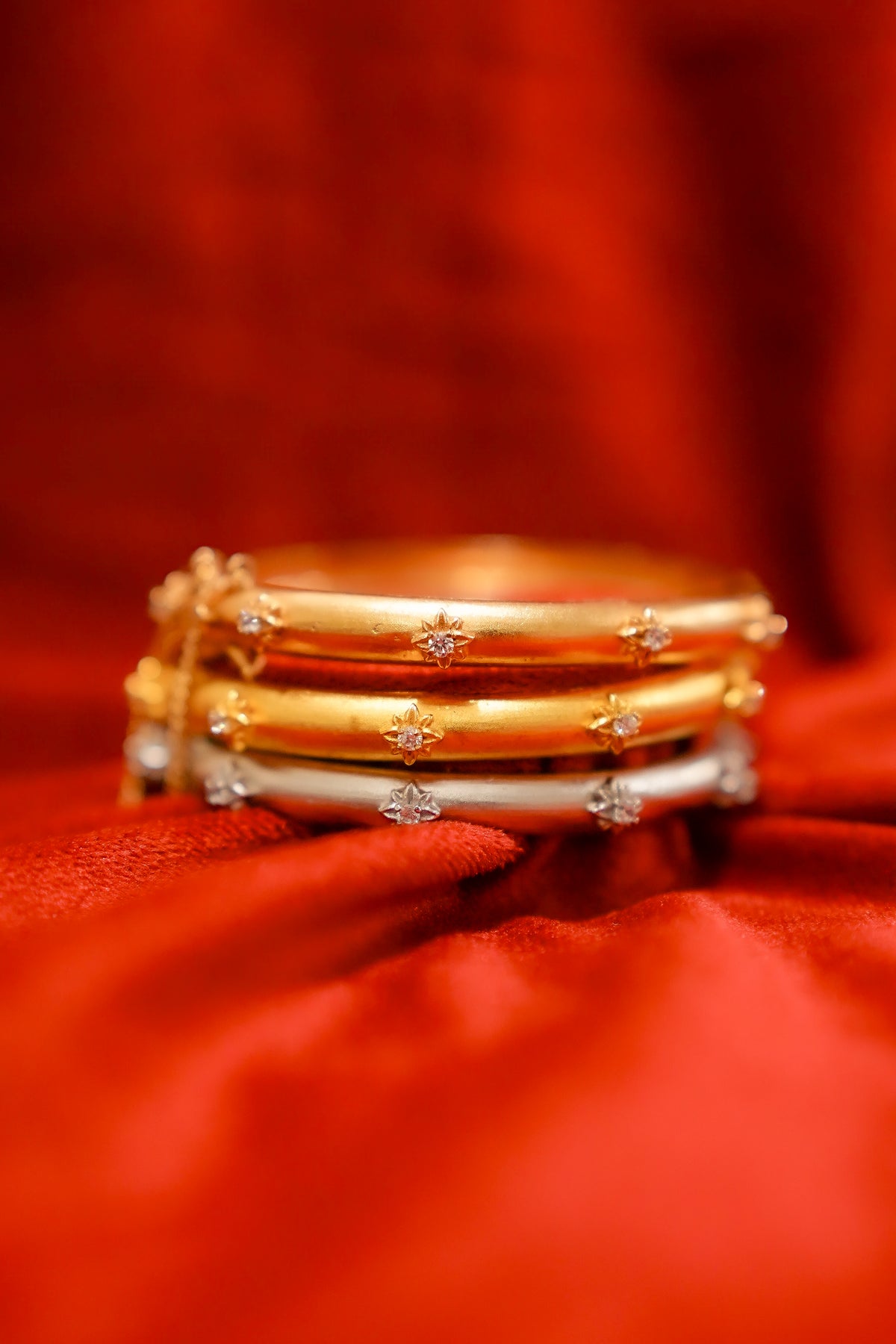 Tricolor Starburst Bangle Set
